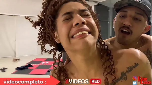 Играя в «Правду или Действие», Липе занялся сексом с горячей брюнеткой (полное видео xvideos RED