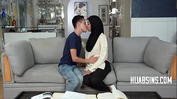 Watch If I Can't Have This Hijab Cutie Forever, Than At Least For A Night power Movies