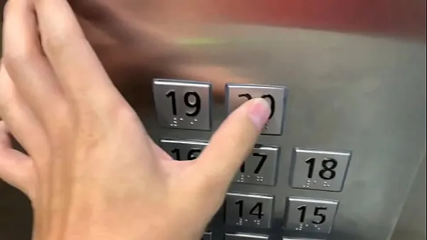 Oglejte si Sex in public, in the elevator with a stranger and they catch us močne filme